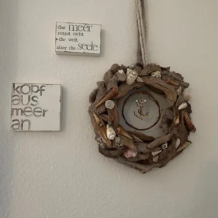 Vor Der Haustur *